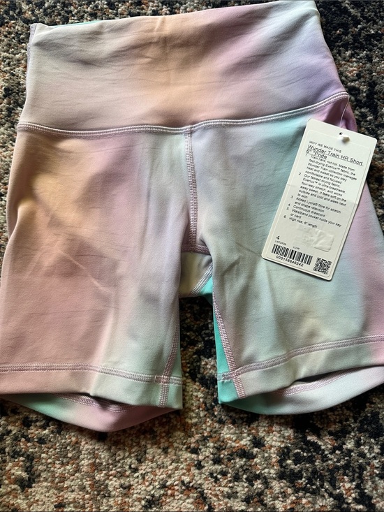 lululemon athletica Pants - Lululemon Wunder Train HR Short 6”